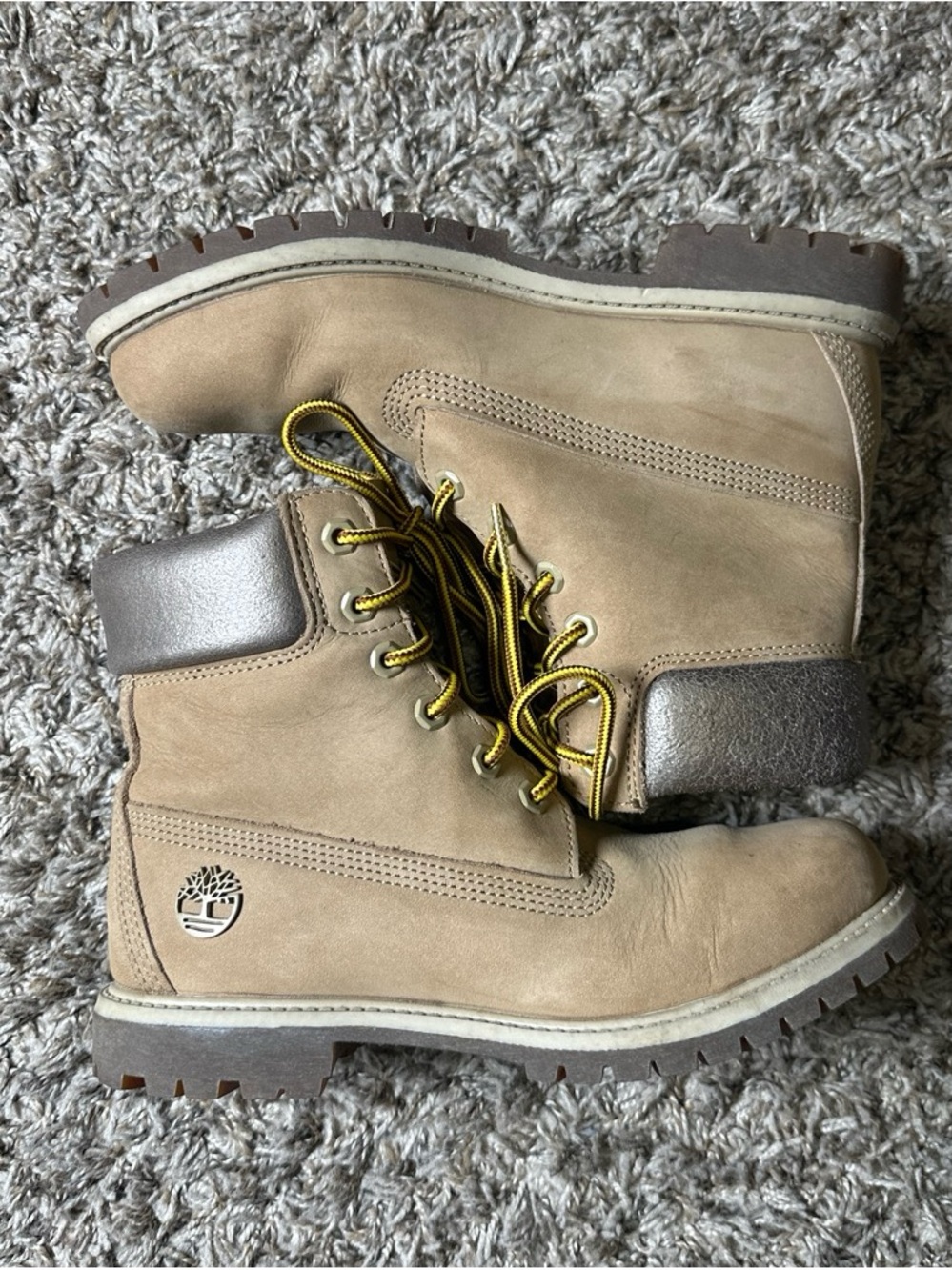 Timberland Brown Nubuck leather lace up Boots Women’s Size 35 US 8-8 1/2